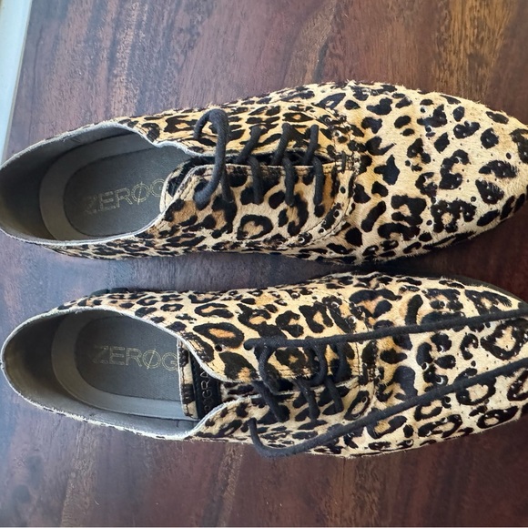 Cole Haan Leopard Pattern Lace-Up Shoes 9.5 - Picture 3 of 9